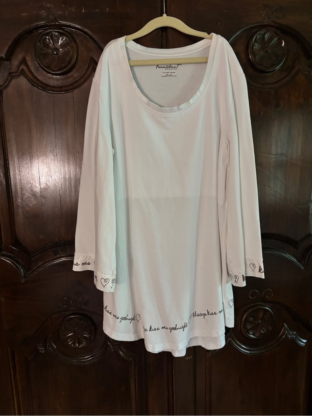 Faceplant Dreams White Scoop Neck Tee